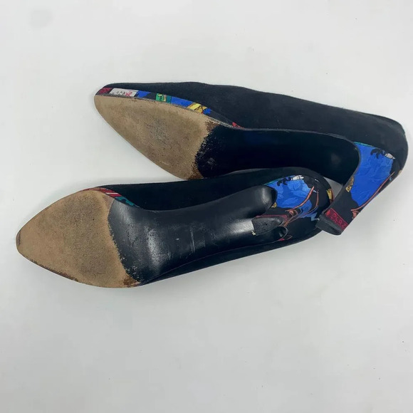 Stuart Weitzman Black Heels with Sleek Design - Picture 9 of 9